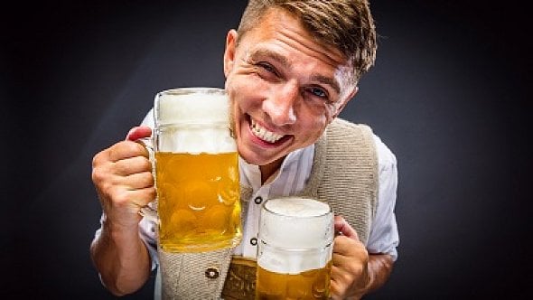 Komedie kolem DPH na pivo: Je to sice k pláči, lidé se tím ale baví