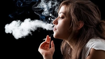 Rozdělte zvýšení spotřební daně z tabáku do dvou let, žádají tabákové firmy