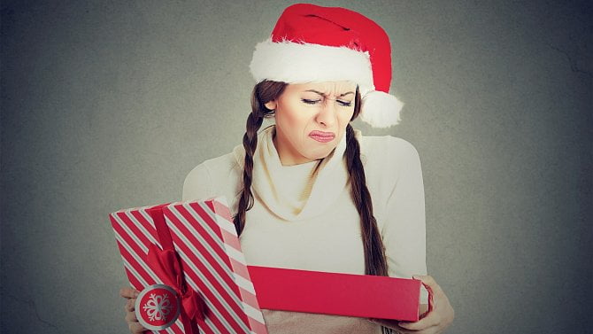 Kolik a jaké nechtěné dárky lidé po Vánocích vrátili? Budete se možná divit