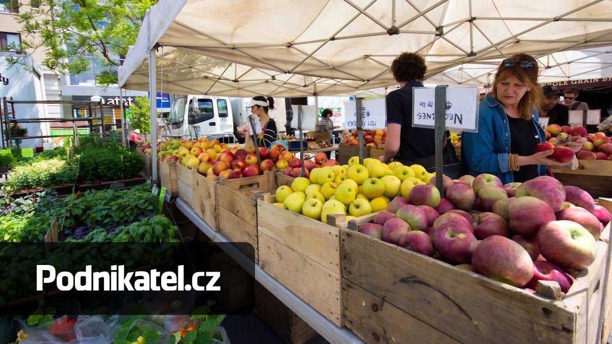 Vyhnaly vyšší ceny zeleniny v supermarketech zákazníky ke zdroji? Tedy k pěstitelům?