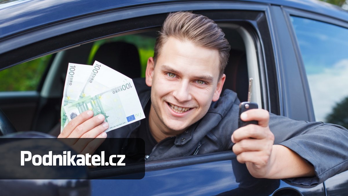 Jak si cenami konkurují autoškoly v českých městech? Přinášíme jejich srovnání