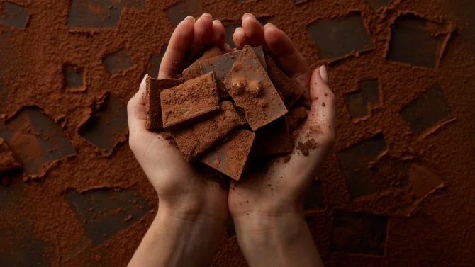 Nedostatek surovin v čokoládovém průmyslu: Jaké jsou důsledky a příčiny?