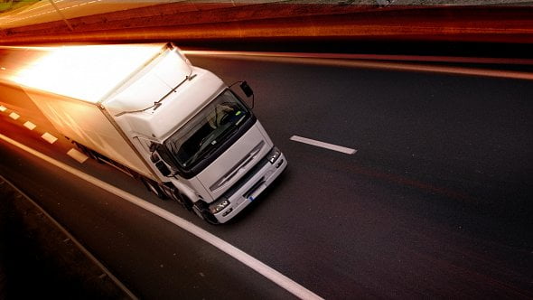 Na nedělní zákaz jízdy kamionů dojedou moravští dopravci, varuje Česmad Bohemia