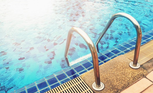 Servis bazénů - jarní zprovoznění bazénů Vsetín, kontrola bazénu po technické stránce, čištění