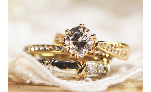 Šperky s opálem, onyxem, polodrahokamy a safíry – nádherné náušnice, přívěšky a prsteny