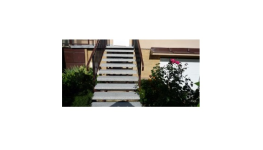 Kamenné schody jsou praktickým a estetickým doplňkem - zaměření, výroba
