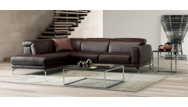 Pohovka Quadro k okamžitému dodání - moderní a užitelný komfort do obývacích prostor.