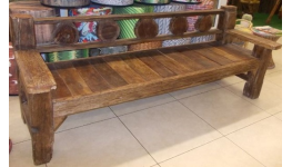 Zprostředkování nábytku z teakové dřeva pro milovníky originálního bydlení