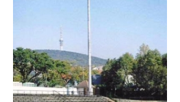 Výroba výškových a vlajkových stožárů pro sportovní areály, fotbalové stadiony