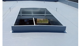Záchytný systém plochých střech Uherské Hradiště, systémy proti pádu osob, bezpečnostní prvky