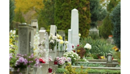 Kompletní pohřební služby – zajištění pohřbu od převozu zemřelých až po smuteční obřad a pohřbení