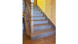 Vinylové schody v moderním designu – dekor dřeva a kamene, prodej na e-shopu