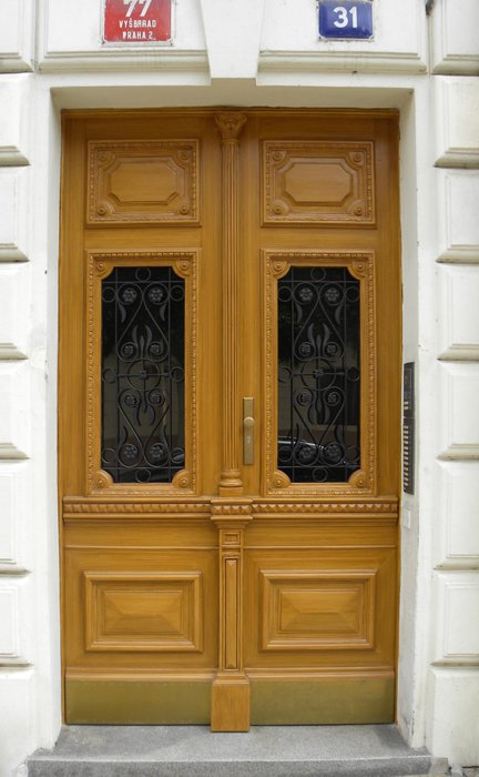 Nové i repasované dveře a vrata