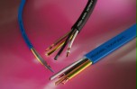 Datové kabely, kabely pro motory, fotovoltaiku, počítačové zajistí společnost Helukabel CZ s.r.o.