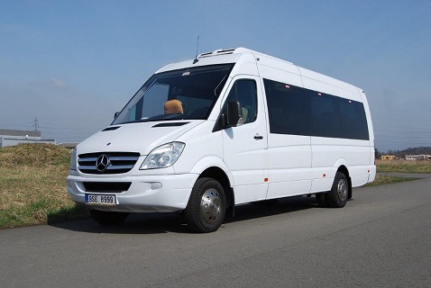 Doprava autobusy i minibusy na vnitrostátní i mezinárodní zájezdy