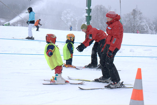 Lyžařská škola, výuka lyžování a snowboardingu Olomouc