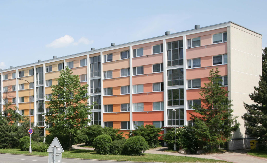 Zateplování budov paneláků rodinných domů fasád Hradec Králové