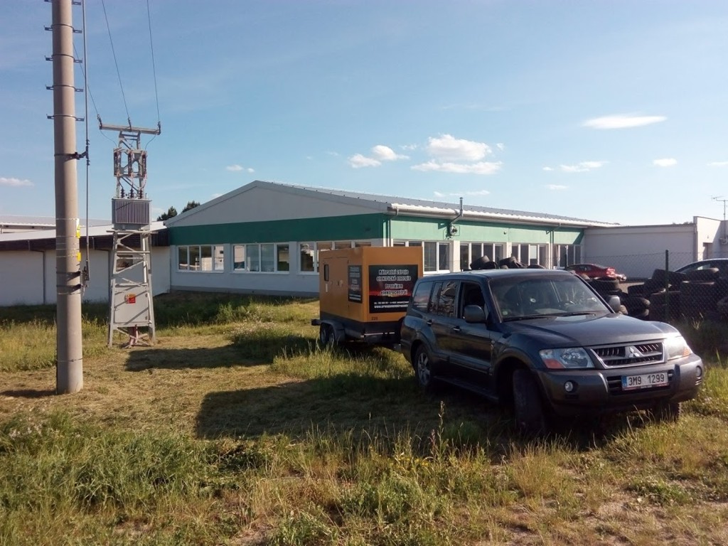 Zapůjčení mobilní elektrocentrály na staveništích Znojmo, Hodonín