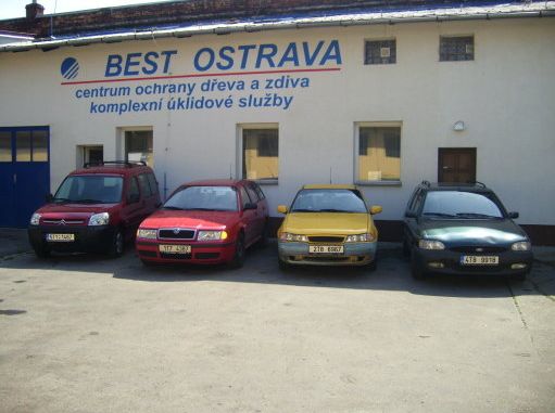 Pravidelný úklid kanceláří Ostrava