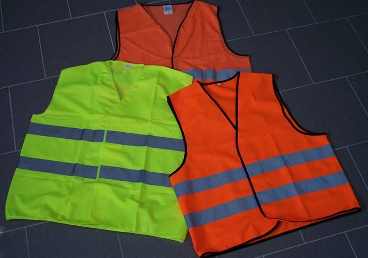 Reflexivní výstražné oděvy do pracovišť - vesty, bundy, trička, kalhoty