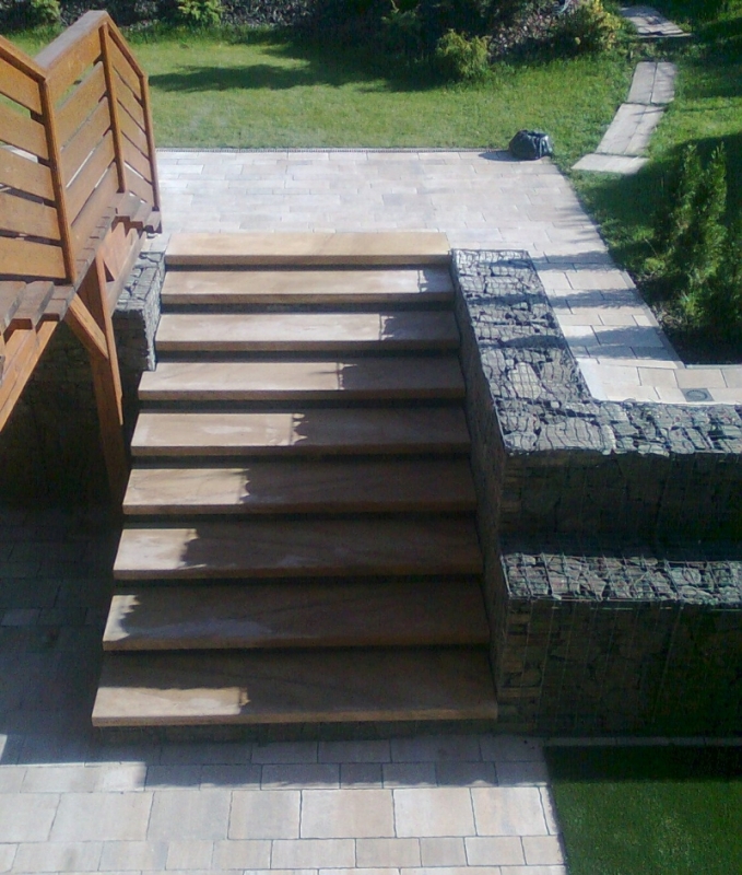 Výroba kamenného schodiště Opočno