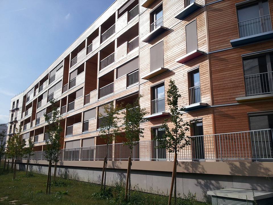 Projekty pasivních a nízkoenergetických domů včetně dřevostaveb Praha – bydlete zdravě a úsporně