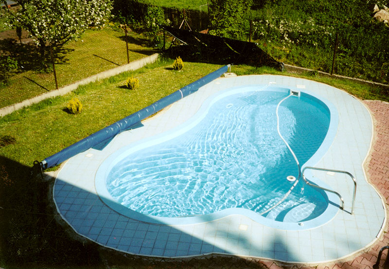 Výroba bazény jímky septiky prodej bazénová chemie filtrace Nácho