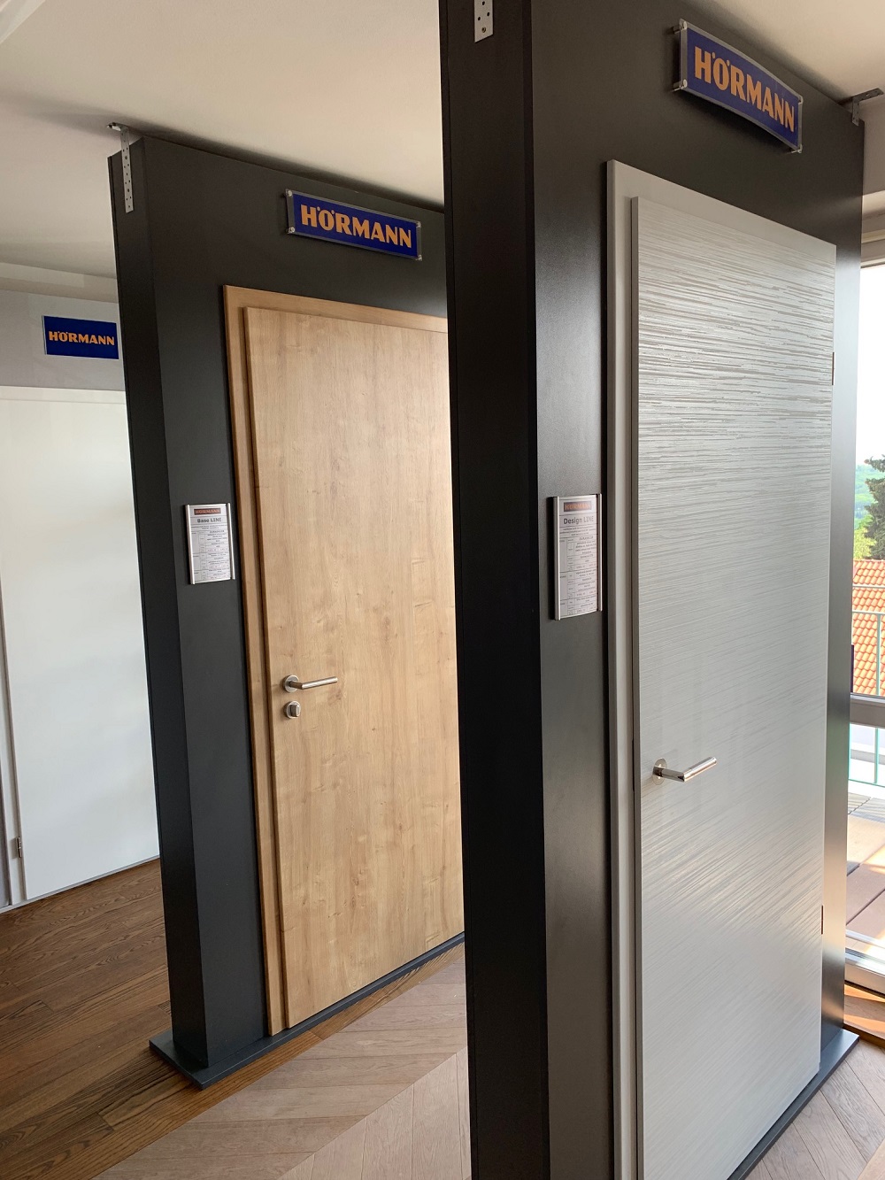 Dveře Hörmann včetně doplňků nově v showroomu ZAHRADNÍK PARKET
