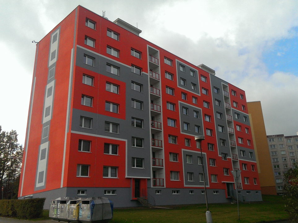 Revitalizace bytových a panelových domů Česká Lípa – renovace, zateplování, sanace