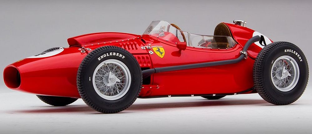 Modely legendárních závodních aut Ferrari
