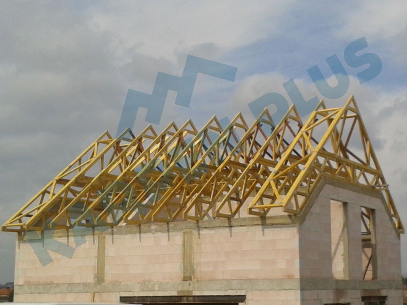 Výroba dřevěných příhradových vazníků a nosných střešních konstrukcí na klíč pro rodinné domy Brno