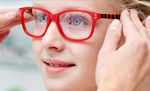 Značková optika, dioptrické brýle a čočky, péče o zrak