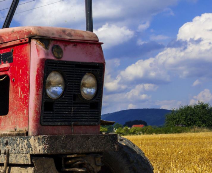 Náhradní díly na traktory Zetor, zemědělské technika Olomouc