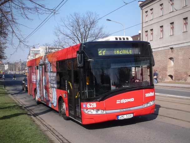 Celovozová reklama, velkoplošná reklama na autobusech MHD Olomouc
