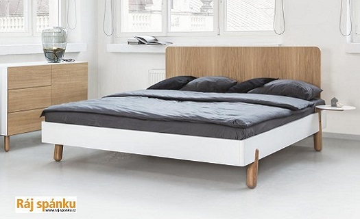 Čalouněné postele s úložným prostorem - maximální využití místa v interiéru