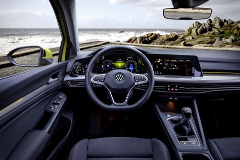 Prodej vozu Golf 8 s inteligentní klimatizací