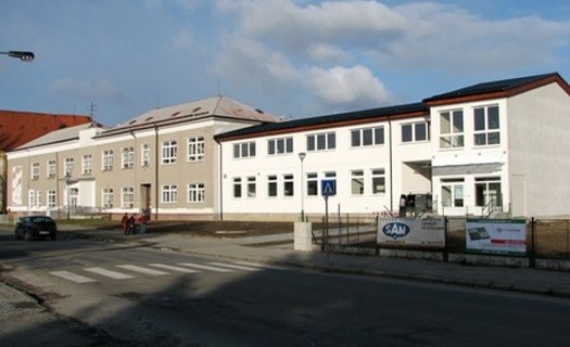 Základní škola Štěpánov, okres Olomouc, škola s družinou a zájmovými kroužky