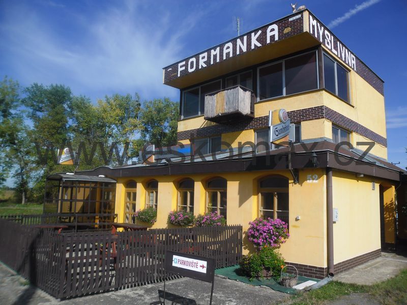 Restaurace, nemovitost k podnikání i bydlení, Břeclav, Břeclavsko