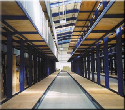 Výroba skladovacích systémů, plošin, regálových zařízení Uh. Brod