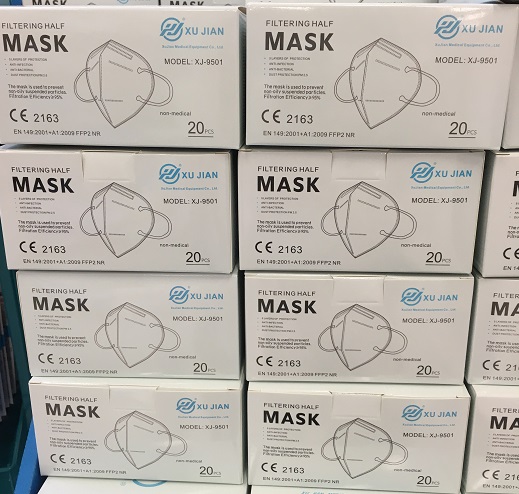 Jednorázové obličejové masky, respirátory FFP2, ústní roušky s filtry - prodej za nejlevnější ceny