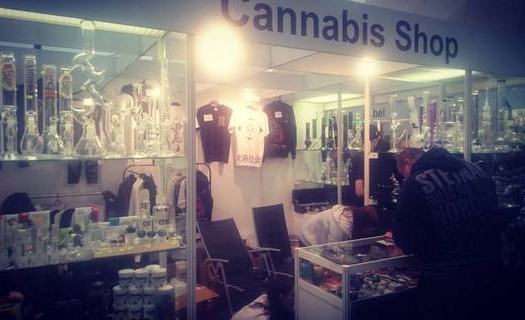 Naše kamenná prodejna Cannabisshop Beneš