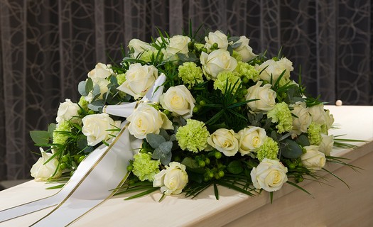 Pohřební služba Fric Slaný, pořádání pohřbů a převozy zesnulých, květinová výzdoba, kremace