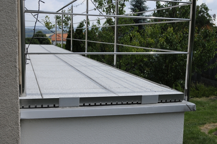 Hydroizolační fólie z PVC, izolace základů, střech, teras Zlín