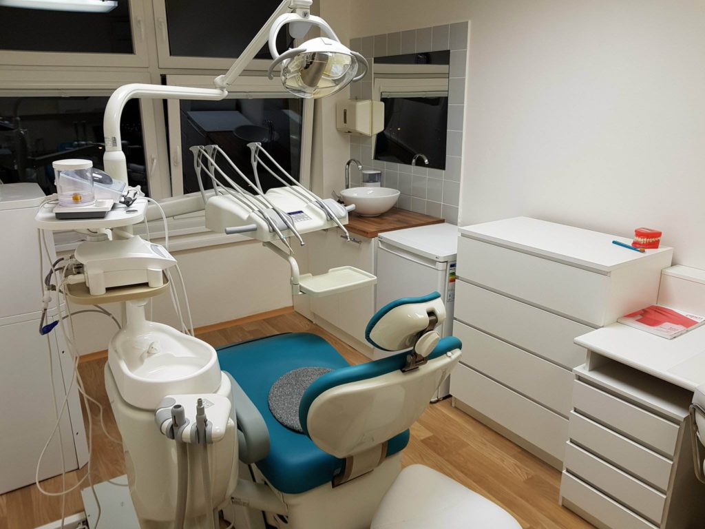 Ambulance zubních lékař a dentální hygieny