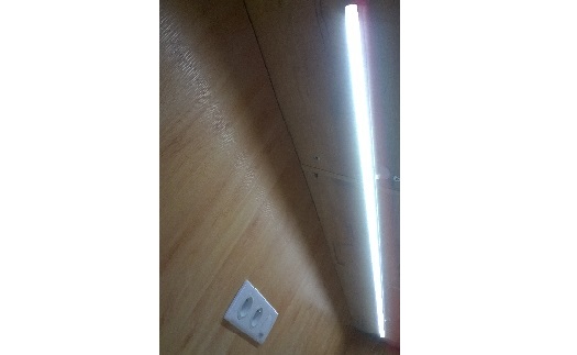 LED pásky pro osvětlení kuchyňské linky
