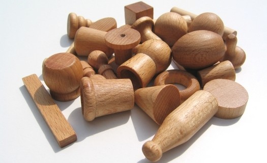Výroba dřevěných součástek Zlín, dřevěné soustružené součástky pro výrobu hraček