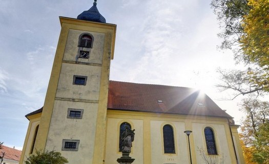 Obec Dolní Žandov, okres Cheb, Kostel svatého Michaela