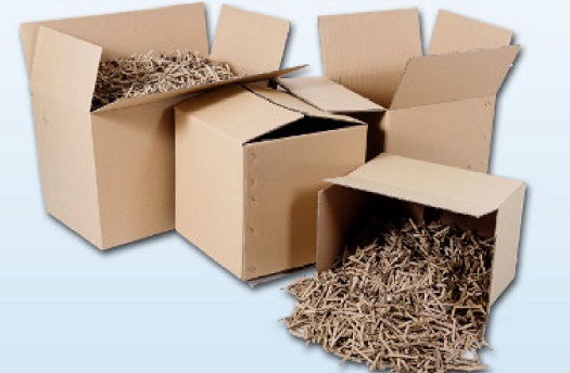 Výroba papírových a kartonových krabic pro balení zboží z e-shopu