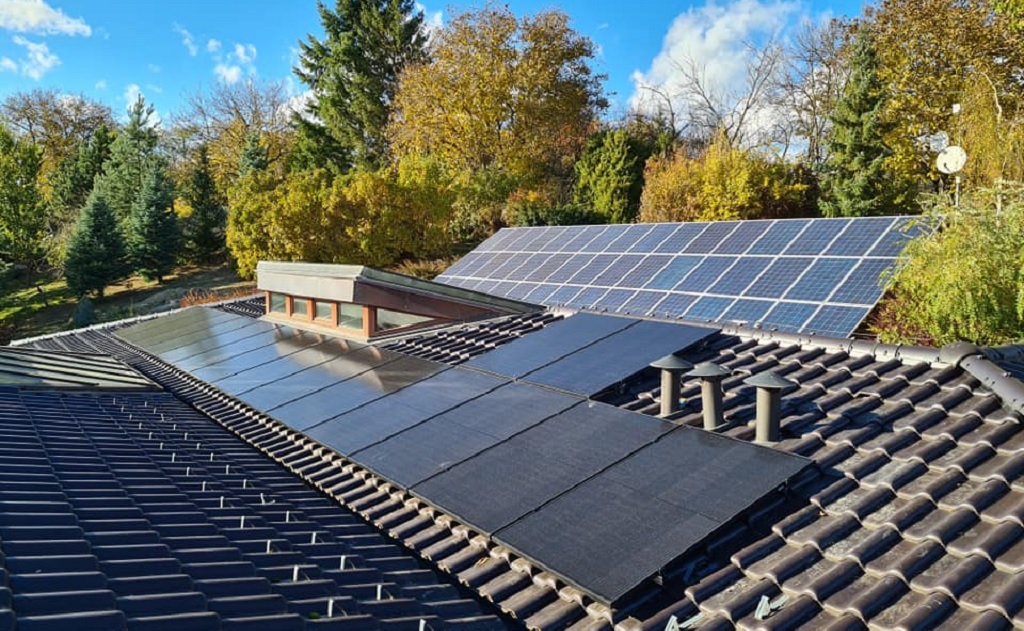 Fotovoltaické elektrárny s dotací Zelená úsporám - dodávka, montáž, revize i servis solárních systémů