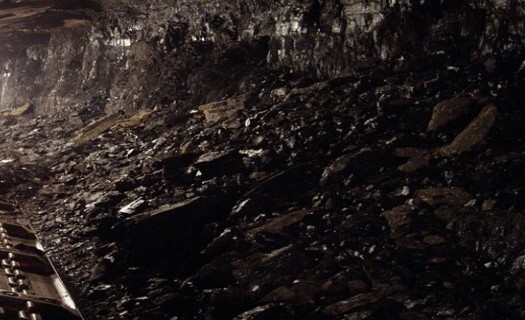 Uhelné sklady Arnoltice s.r.o. - prodej bílinského uhlí, briket, štěrku a písku